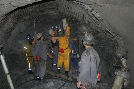 托克逊工程爆破中的危险因素分析以及应对工程爆破危险的措施